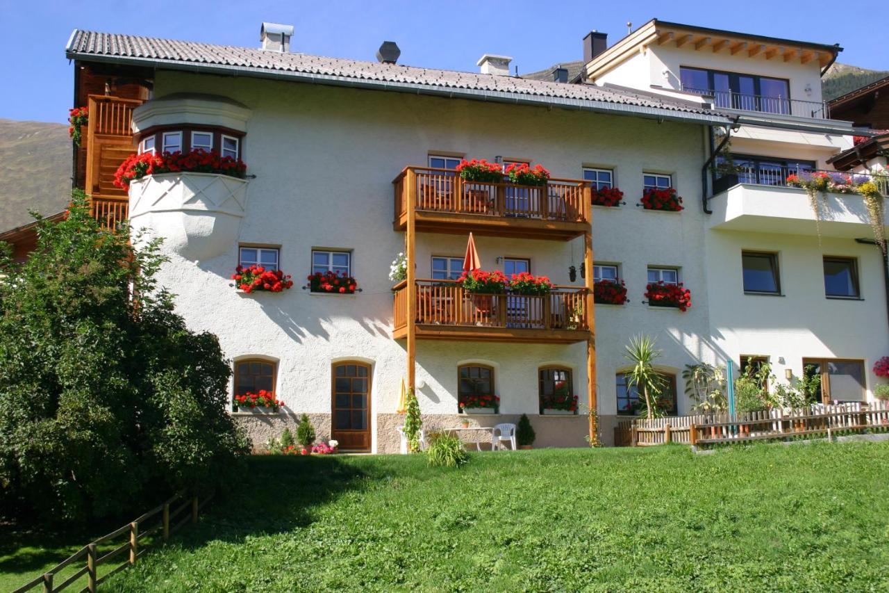 Lili'S Appartements Fiss Exterior foto
